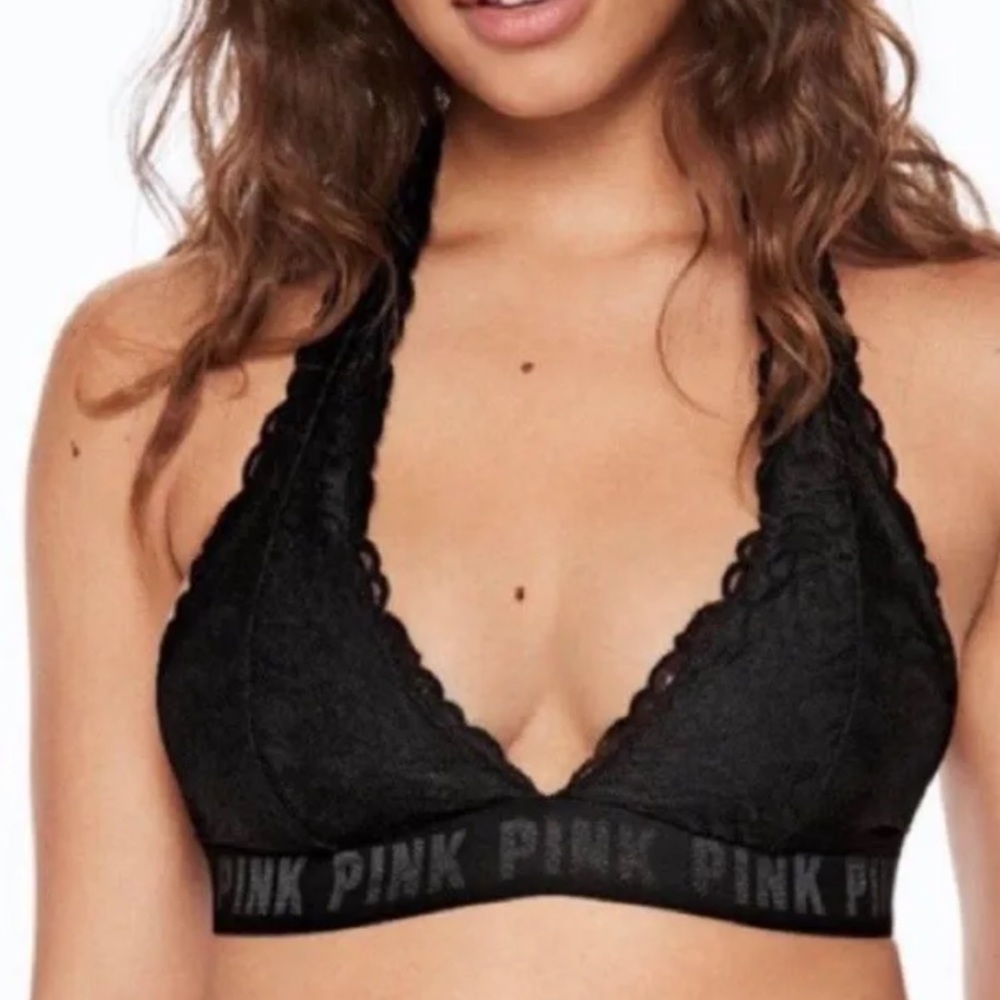 SIMPLE BLACK LACE BRALETTE